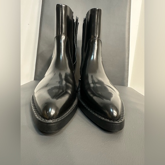 Massimo Dutti Glossy Black Leather Boots - Picture 2 of 12